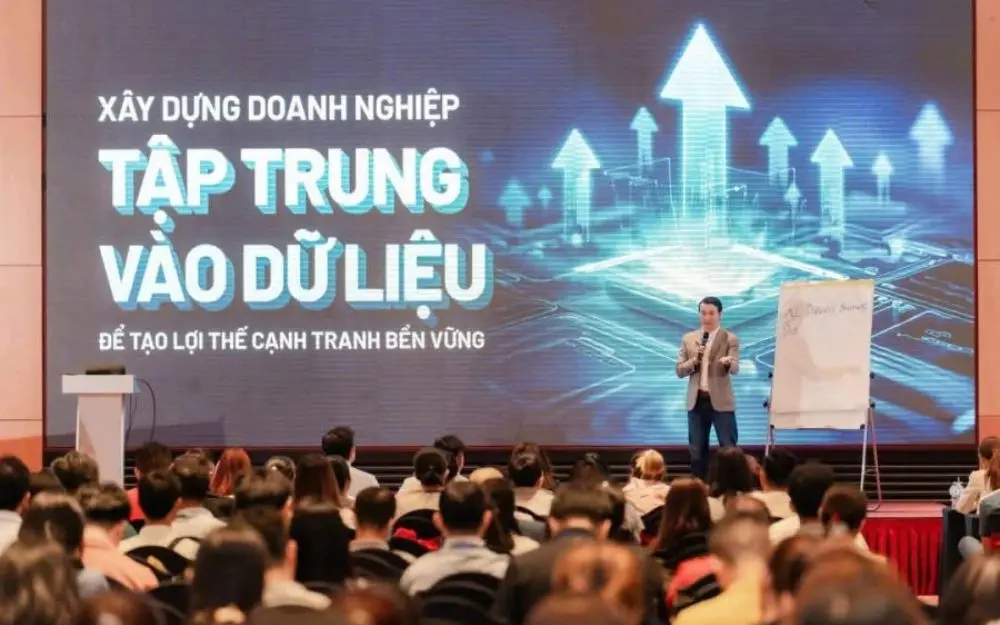 HBR Holdings ti&ecirc;n phong AI First